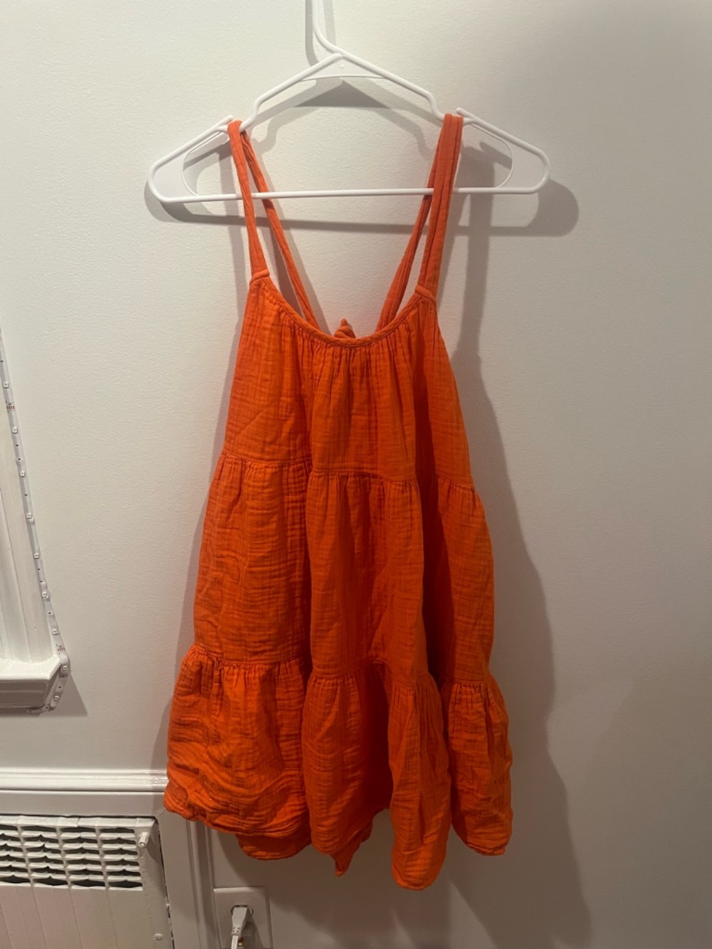 XiRENA Vibrant Orange Spaghetti Strap Dress With Pockets
